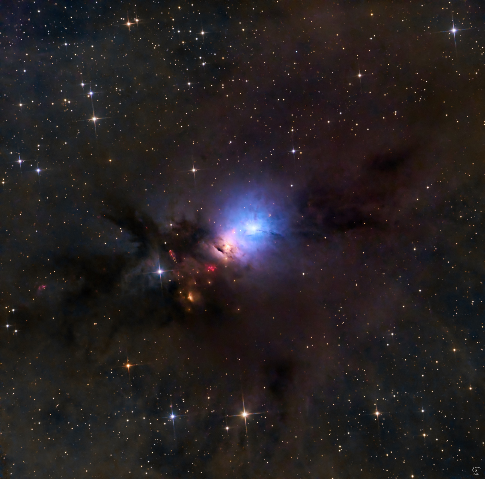 NGC1333_2023 NGC1333 Letzte Nacht habe ich eine Aufnahme vom vorigen Jahr um eine weitere Nacht Belichtungszeit ergänzt. 14h sind es nun. NGC 1333, Embryonebel. Eine Sternfabrik mit zahlreichen jungen Sternen und Protosternen und weiteren Objekten, von welchen ich nichts verstehe. Teleskop: Skywatcher 130PDS Kamera: ZWO ASI533MC-Pro Filter: UV/IR-cut