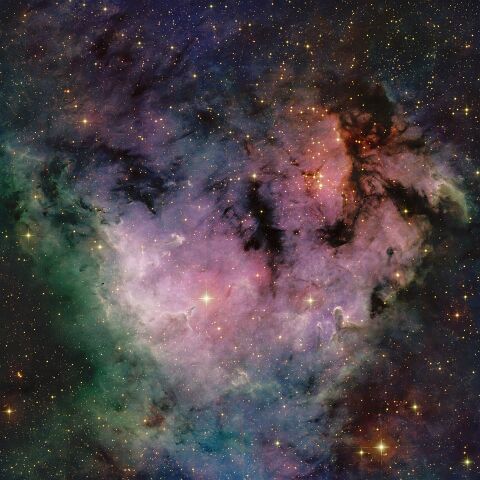 NGC7822 NIR_SII_Ha_2 Fortsetzung meines Filter-Experiments: Nun dasHerz des NGC7822 Nebels. Hier hatte ich auf erhöhte NIR-Emission gehofft - und in der Tat, da ist viel mehr Rot im...