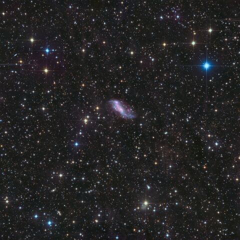 coddington IC 2574 alias Coddington's Nebula ist eine irreguläre Balkenspiralgalaxie (je nach Quelle auch als Zwerg-Spiralgalaxie oder Zwerggalaxie tituliert), die 1898...