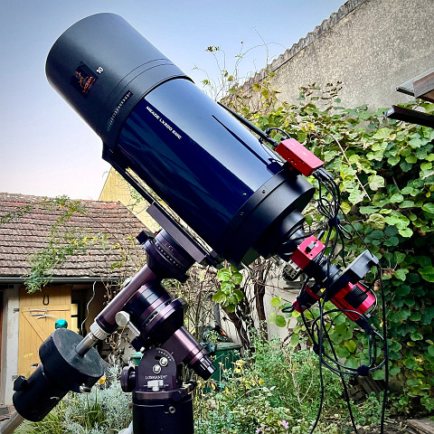 IMG_0564 2 Ich bekam die Gelegenheit mir ein 10-zölliges Schmist-Cassegrain Teleskop zuzulegen. Eine große Brennweite sollte man immer in seinem Fuhrpark haben, dieses...